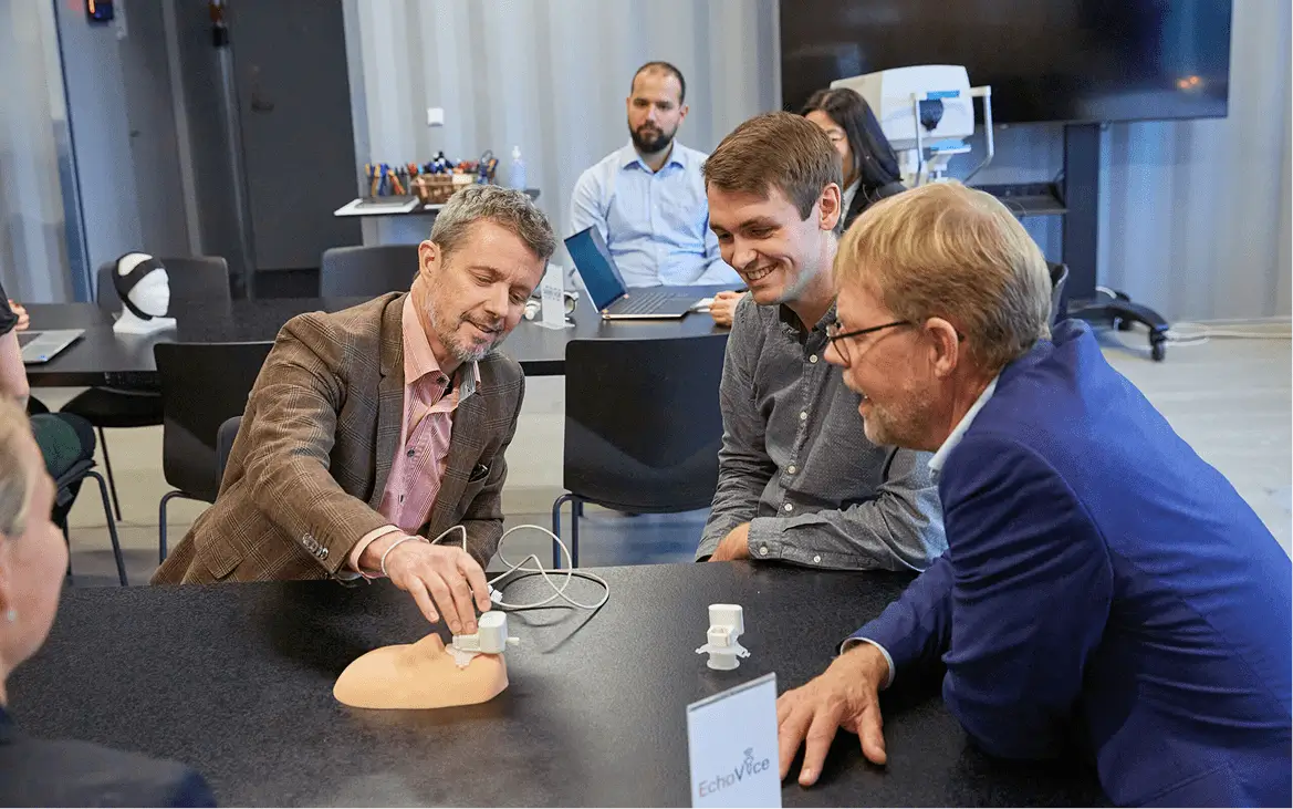 HKH inspects EchoVice's product